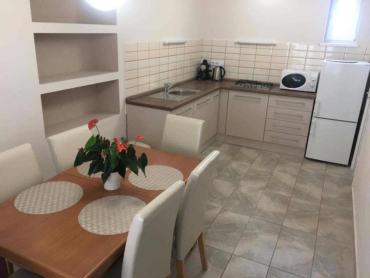 Markal Apartman Heviz Bagian luar foto