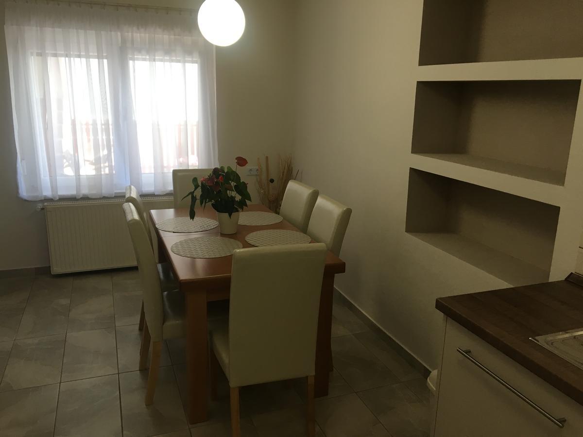 Markal Apartman Heviz Bagian luar foto